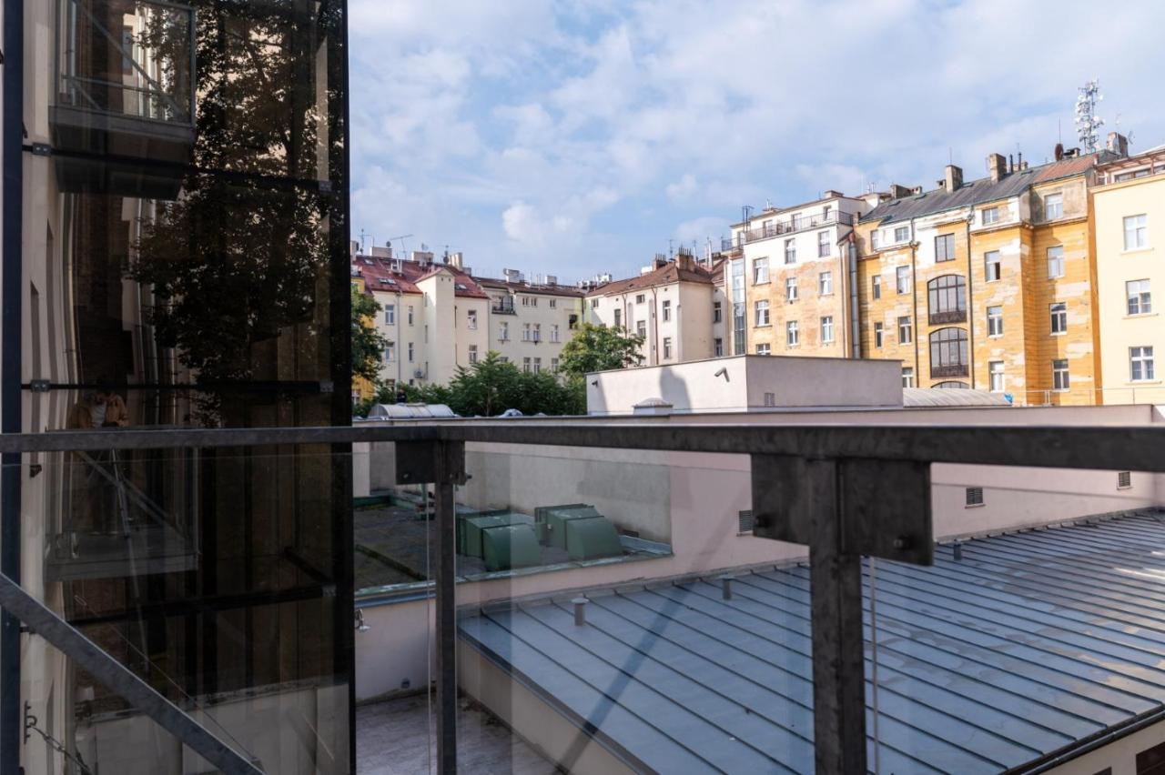 Designed Apartment Next To Vaclav Square With Terrace And Private Garage Prága Kültér fotó